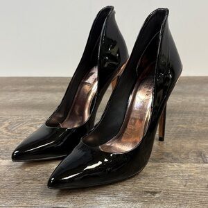 Ted Baker “Izibela” Black Patent Leather Stiletto Pumps – Size 36